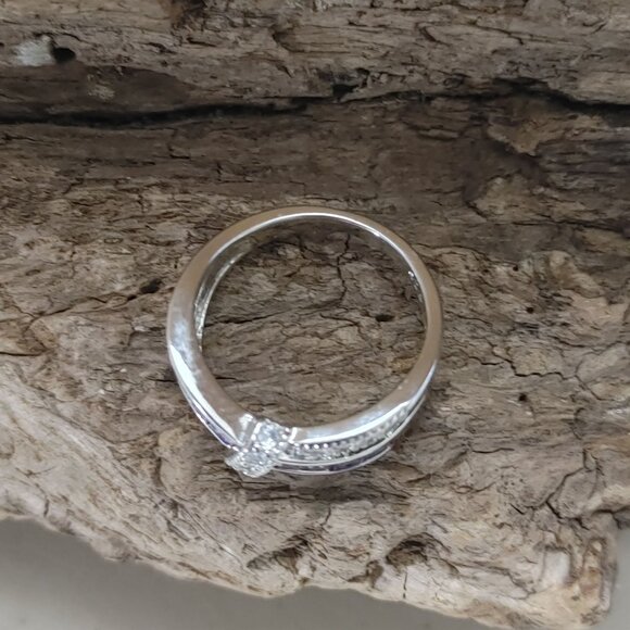 Sterling Silver 925 Ring Quartz Amethyst Bow Knot Crossover Purple Clear Square - Picture 8 of 9